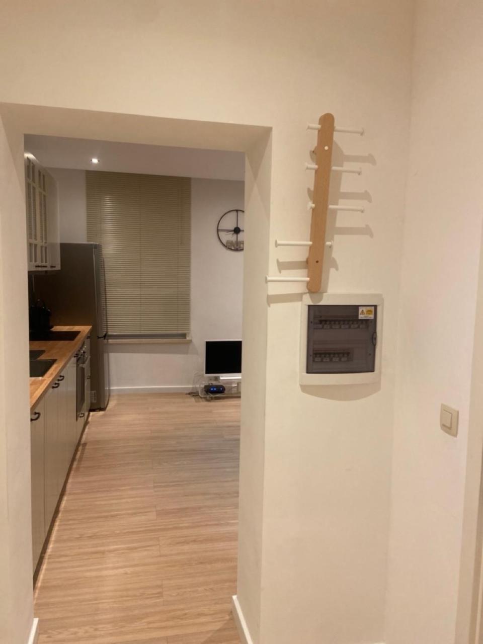 דירות בריסל Cozy Flat מראה חיצוני תמונה