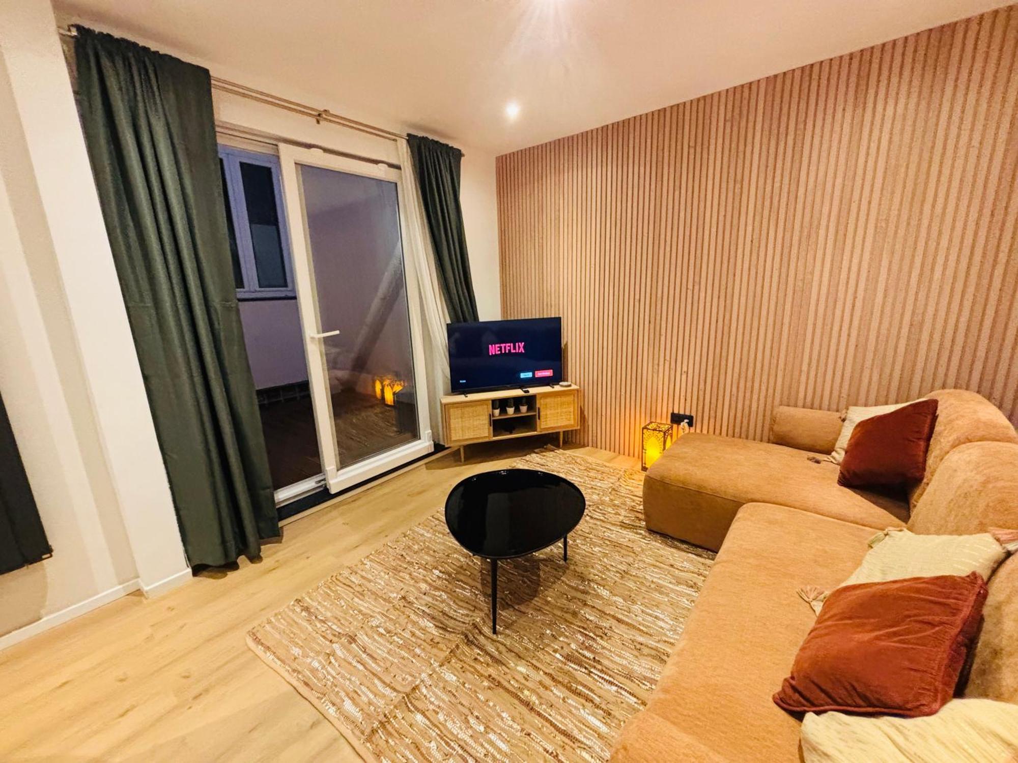 דירות בריסל Cozy Flat מראה חיצוני תמונה